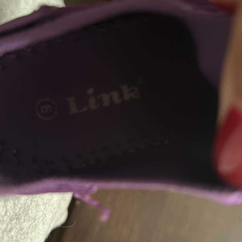 Used - Picture 4 of 4